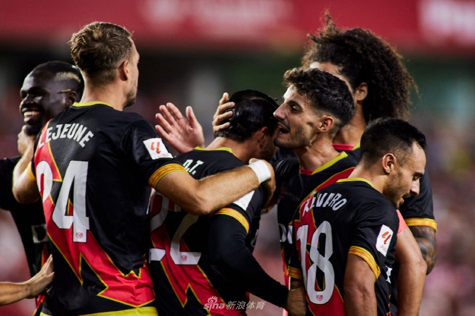 虽然才华横 虽然才华横